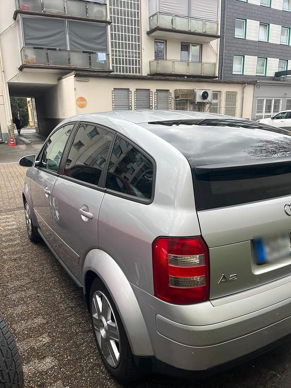 Gebraucht Audi A2 75 PS (55 kW) 2001 Silber Kleinwagen