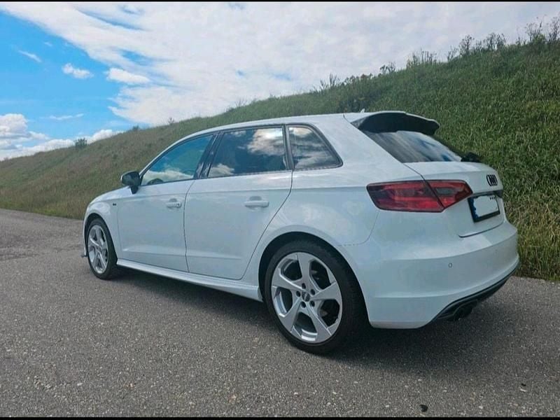 Gebraucht Audi A3 S-Line 150 PS (110 kW) 2015 Weiß Limousine