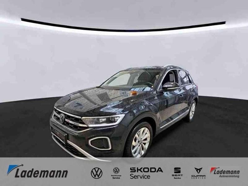 Deep black perleffekt Gebraucht 2022 VW T-Roc Style SUV | 25.229 € (Etwas zu teuer) - Bild 1/4