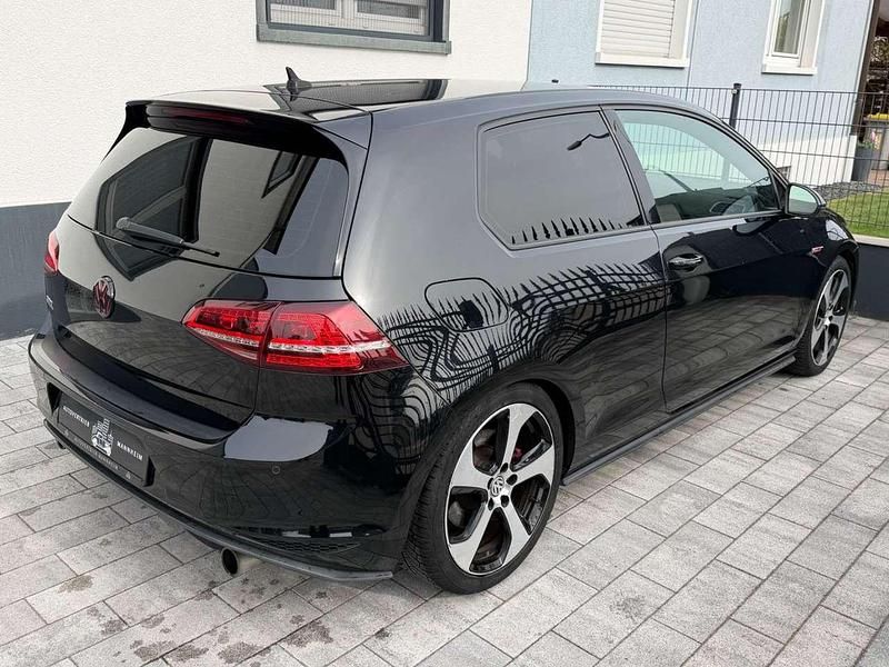 Gebraucht VW Golf GTI 220 PS (161 kW) 2013 Ebenholzschwarz Coupé