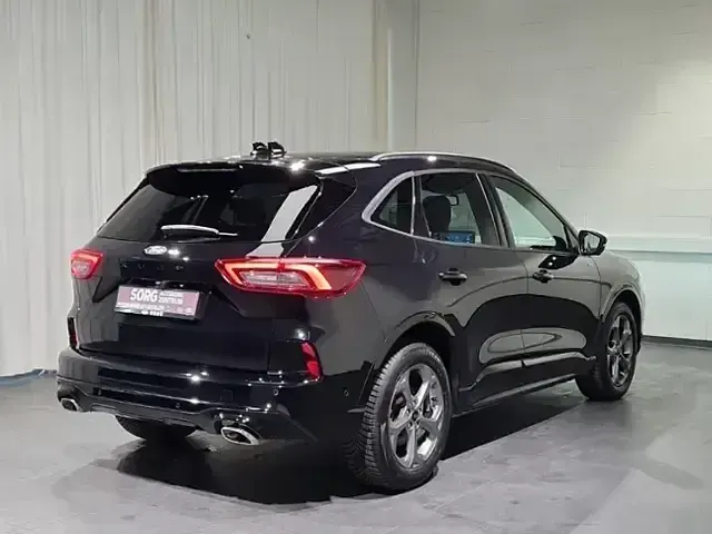 Gebraucht Ford Kuga ST-Line X 186 PS (136 kW) 2025 Schwarz SUV
