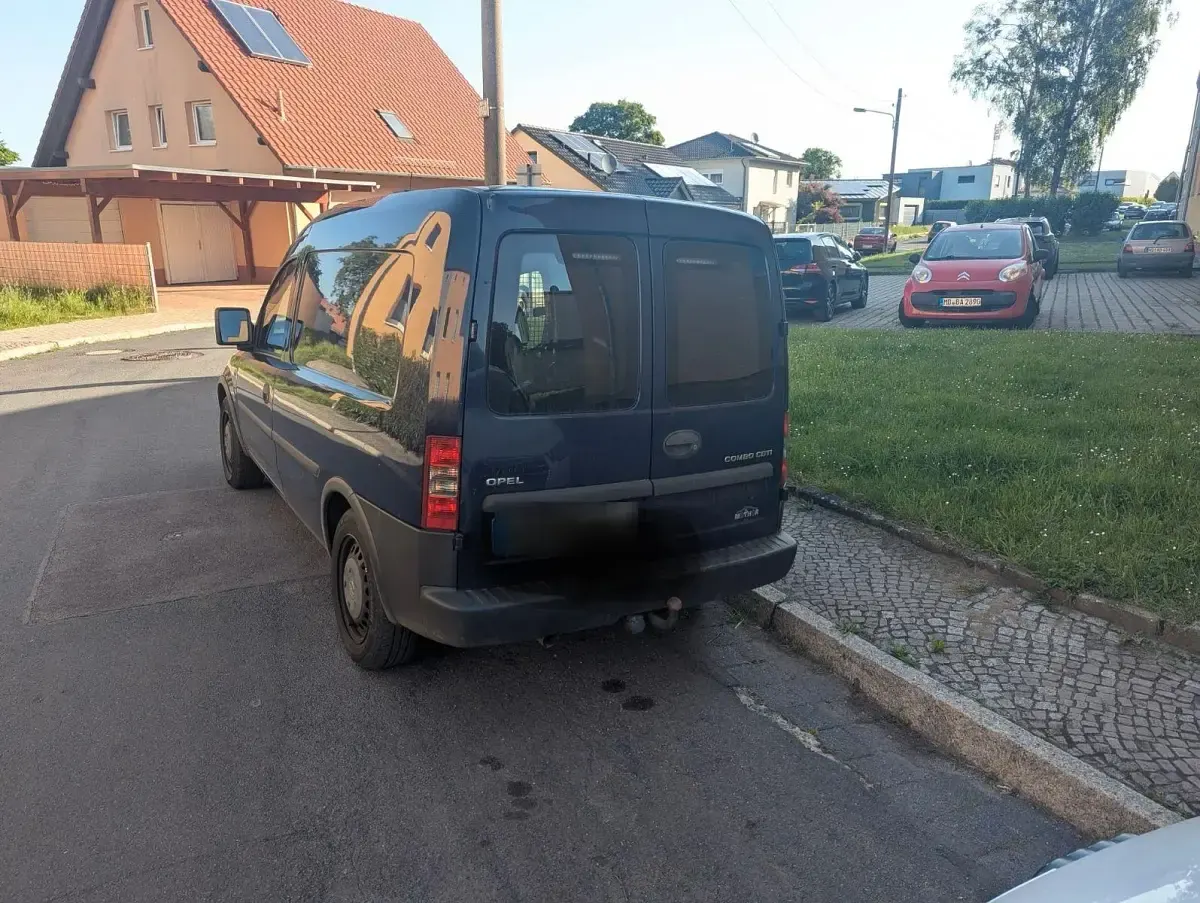 Gebraucht Opel Combo 75 PS (55 kW) 2020 Blau Van / Kleinbus