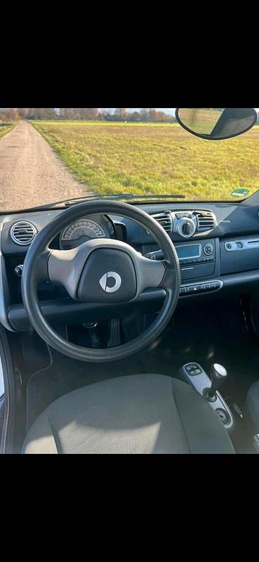 Weiß Gebraucht 2016 Smart ForTwo Cabrio Cabrio | 10.100 € (Guter Preis) - Bild 1/4