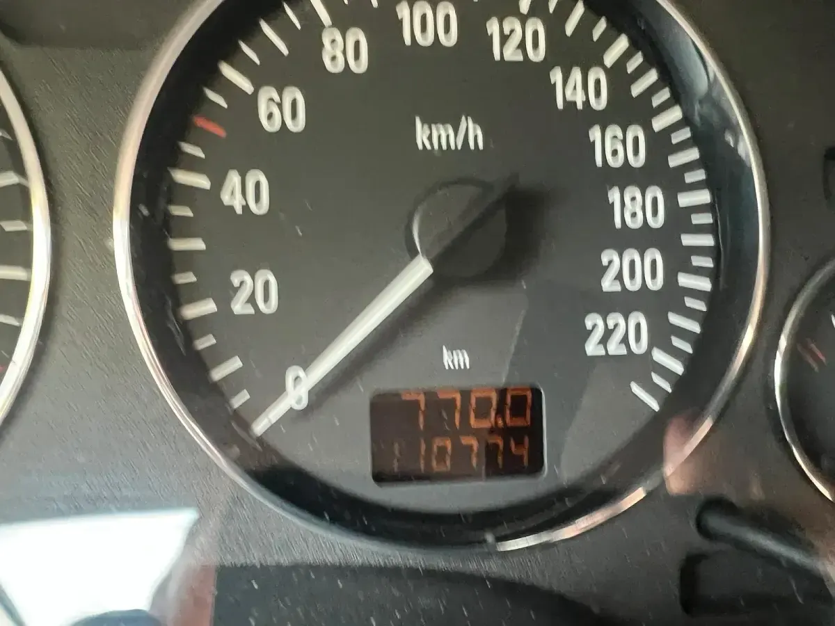 Gebraucht Opel Astra 86 PS (63 kW) 2003 Silber Coupé