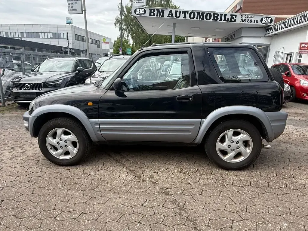 Gebraucht Toyota RAV4 128 PS (94 kW) 1998 Schwarz SUV