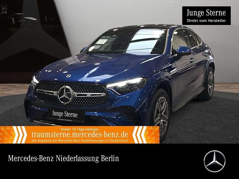 Blau Gebraucht 2024 Mercedes GLC300e AMG Line Premium Plus Limousine | 71.490 € (Teuer) - Bild 1/3