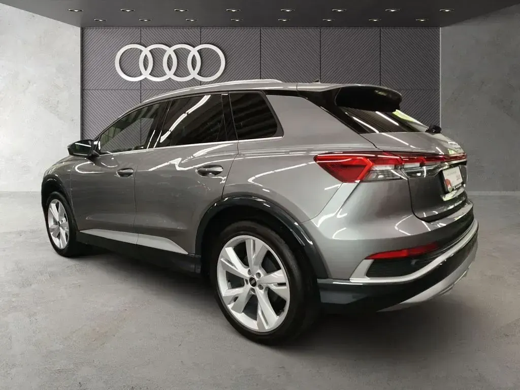 Gebraucht Audi Q4 e-tron Ambiente 219 kW (299 PS) 2022 Taifungrau metallic SUV