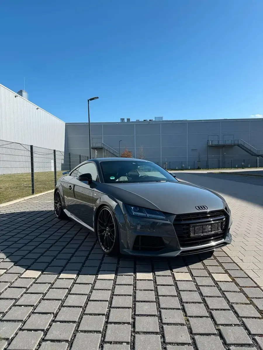 Gebraucht Audi TT Competition 230 PS (169 kW) 2017 Grau Coupé