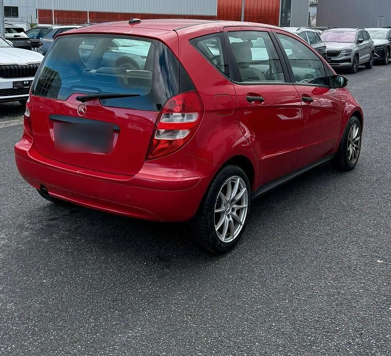 Gebraucht Mercedes A150 96 PS (70 kW) 2005 Rot Limousine