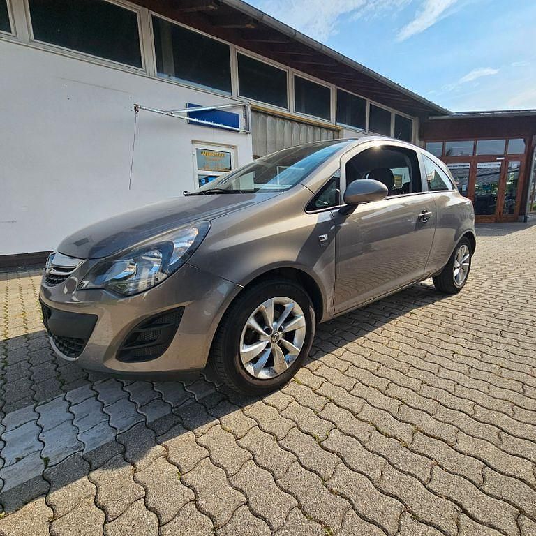 Braun Gebraucht 2014 Opel Corsa Energy Kleinwagen | 4.250 € (Fairer Preis) - Bild 1/4