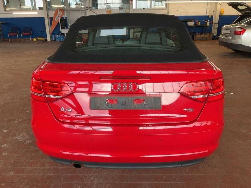 Gebraucht Audi A3 Cabriolet Ambition 140 PS (102 kW) 2012 Rot Cabrio