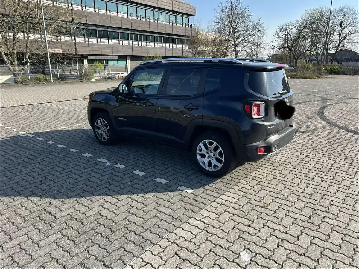 Gebraucht Jeep Renegade Limited 170 PS (125 kW) 2018 Schwarz SUV