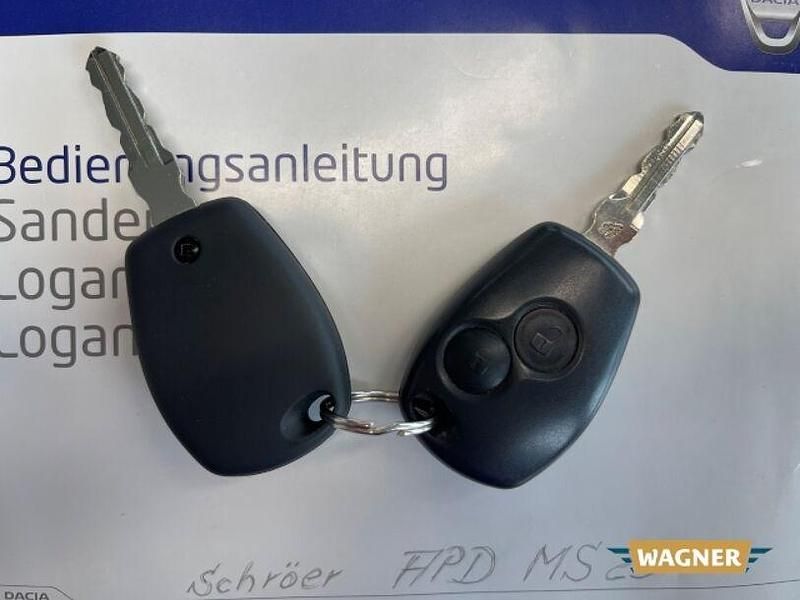 Gebraucht Dacia Sandero Stepway Ambiance 90 PS (66 kW) 2015 Weiß Kleinwagen