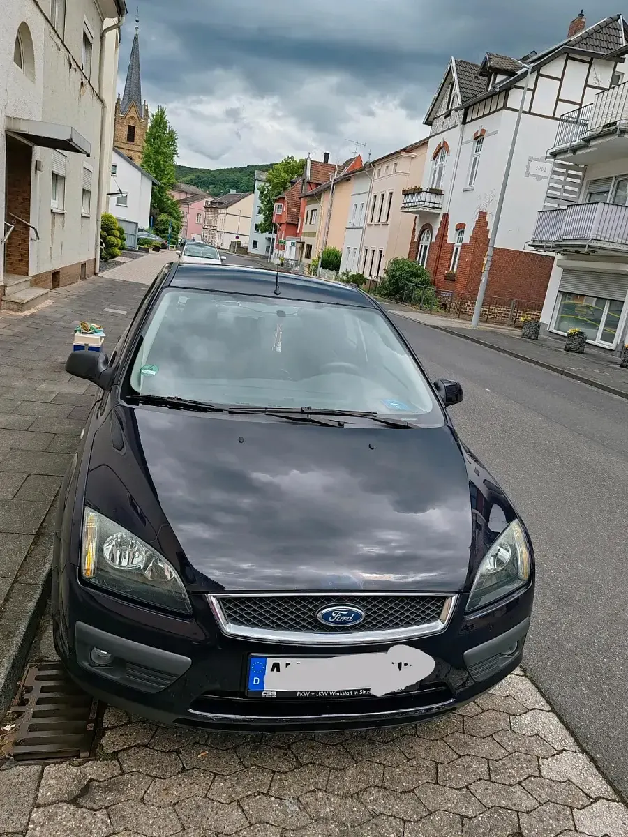 Gebraucht Ford Focus 115 PS (84 kW) 2005 Blau Kombi