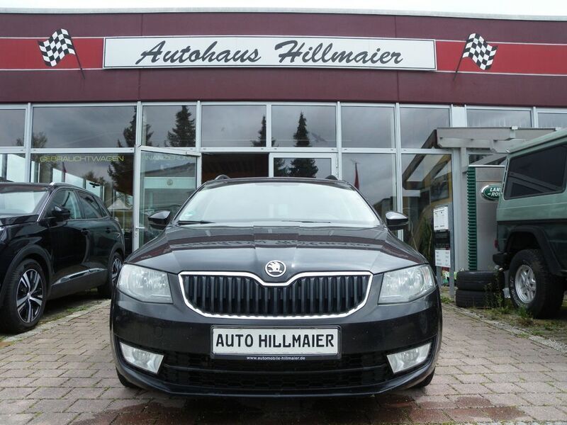 Schwarz Gebraucht 2017 Skoda Octavia Style Kombi | 6.999 € (Teuer) - Bild 1/4