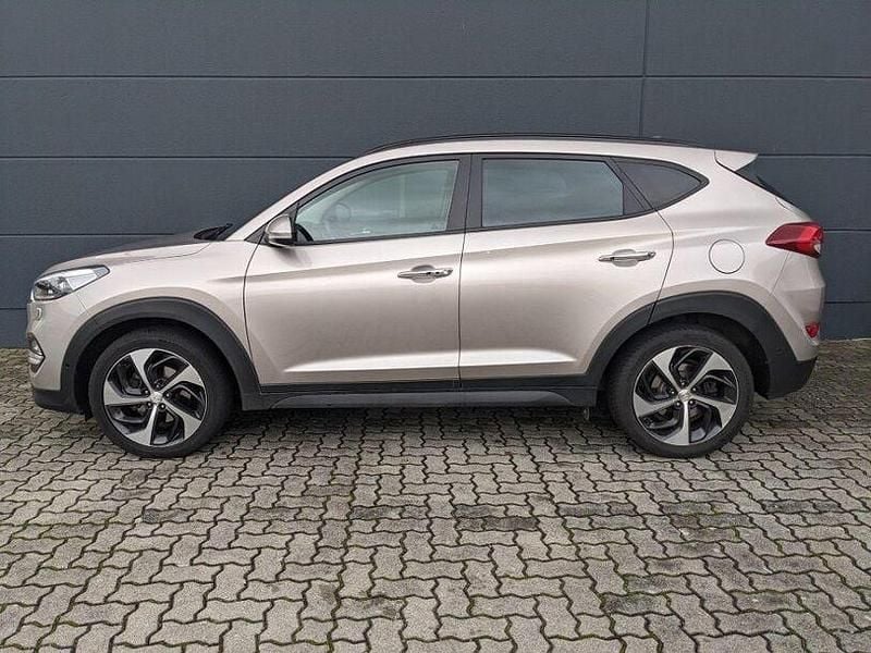 Gebraucht Hyundai Tucson Premium 185 PS (136 kW) 2016 Grün (metallic) SUV