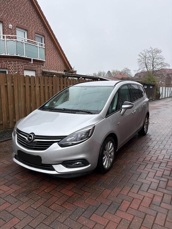 Gebraucht Opel Zafira 170 PS (125 kW) 2019 Silber Van / Kleinbus