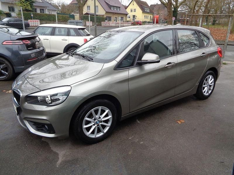 Gebraucht BMW 218 Active Tourer 136 PS (100 kW) 2017 Grau Van / Kleinbus