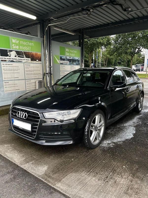 Schwarz Gebraucht 2013 Audi A6 Ambiente Kombi | 9.000 € (Guter Preis) - Bild 1/4