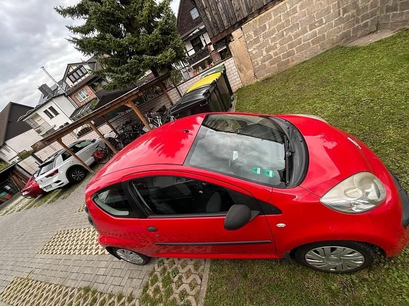 Rot Gebraucht 2007 Citroën C1 Style Kleinwagen | 990 € (Fairer Preis) - Bild 1/4