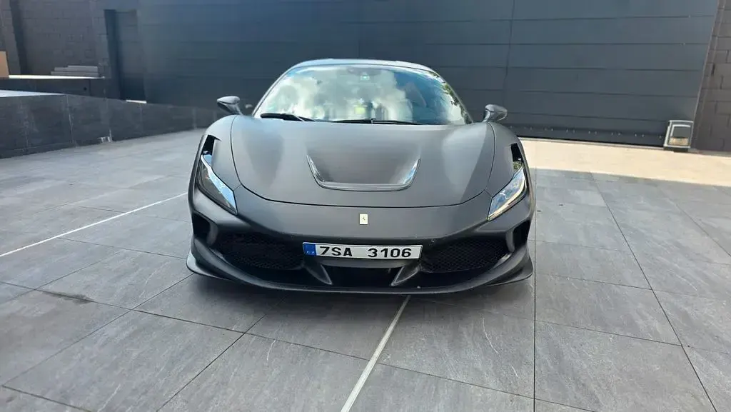 Gebraucht Ferrari F8 721 PS (530 kW) 2020 Silber