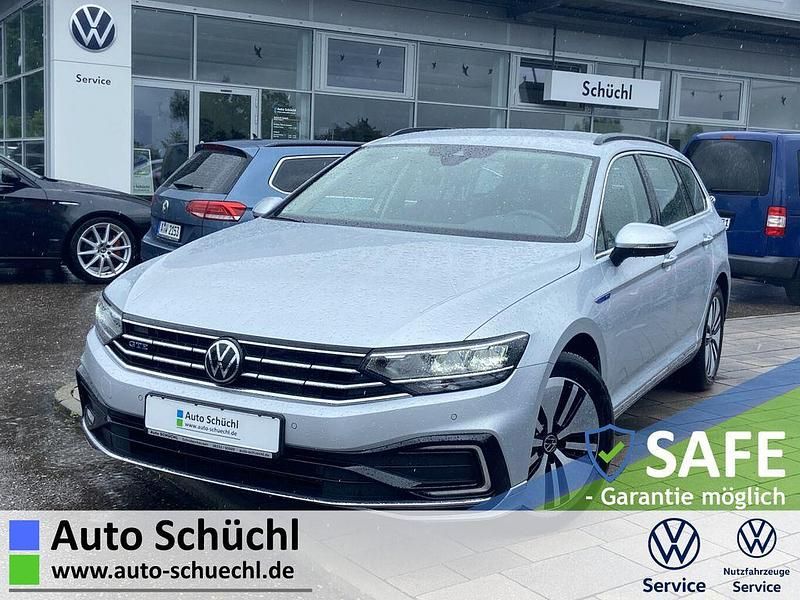 Silber Gebraucht 2022 VW Passat GTE Kombi | 25.870 € (Guter Preis) - Bild 1/4