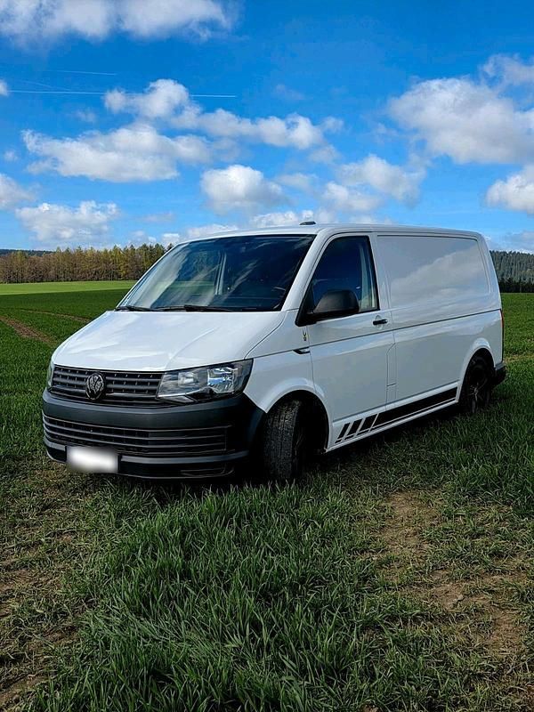 Second-hand VW Transporter 102 CP (75 kW) 2017 Alb Van