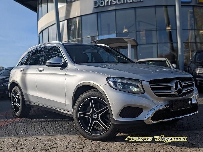 Gebraucht Mercedes GLC250 Exclusive 204 PS (150 kW) 2017 Iridiumsilber (metallic) SUV