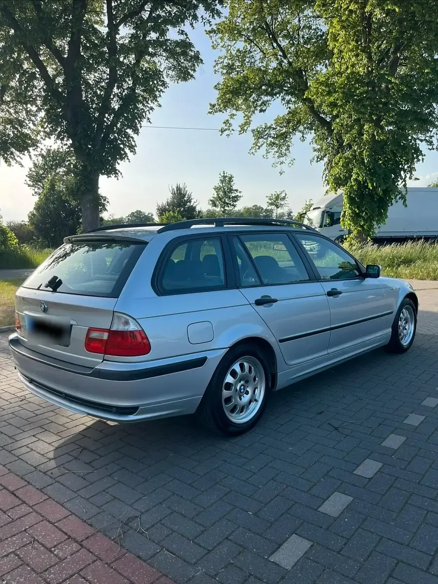 Brugt BMW 320 150 HK (110 kW) 2005 Sølv Stationcar