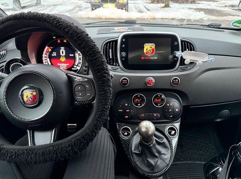 Gebraucht Abarth 595 Competizione 180 PS (132 kW) 2018 Blau Limousine