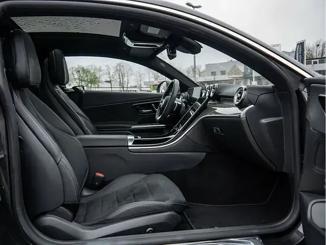Gebraucht Mercedes CLE200 Advanced Plus 204 PS (150 kW) 2023 Grau / graphitgrau Coupé
