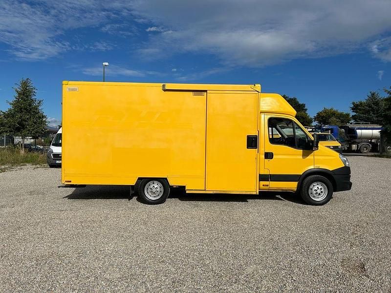 Gebraucht Iveco Daily 106 PS (77 kW) 2012 Gelb Limousine
