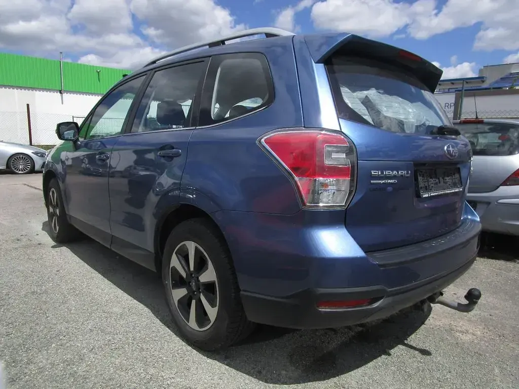 Gebraucht Subaru Forester Exclusive+ 147 PS (108 kW) 2016 Blau SUV
