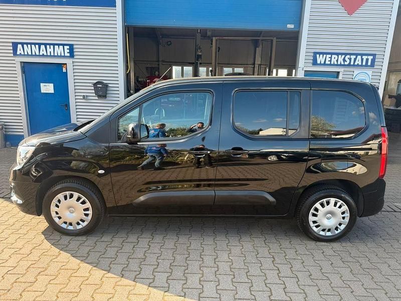 Gebraucht Opel Combo Life Elegance 131 PS (96 kW) 2022 Schwarz Van / Kleinbus