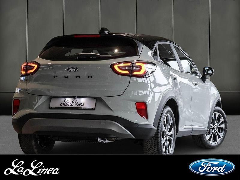 Neu Ford Puma Titanium 155 PS (114 kW) 2026 Grau SUV