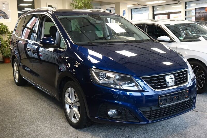 Atlantic blue Gebraucht 2020 Seat Alhambra XCELLENCE Van / Kleinbus | 31.900 € (Fairer Preis) - Bild 1/4