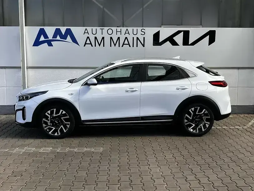 Neu Kia XCeed Comfort 150 PS (110 kW) 2025 Weiß SUV