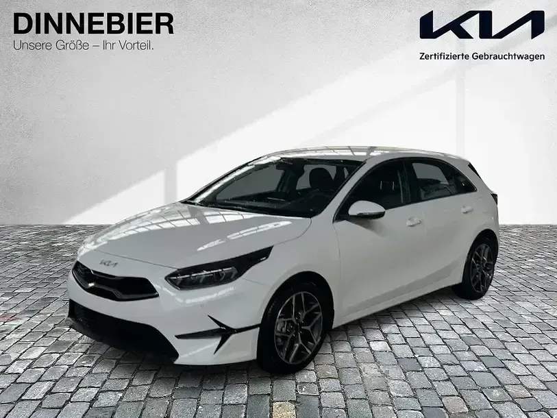 Neu Kia Ceed Spirit 160 PS (117 kW) 2025 Weiß Kleinwagen