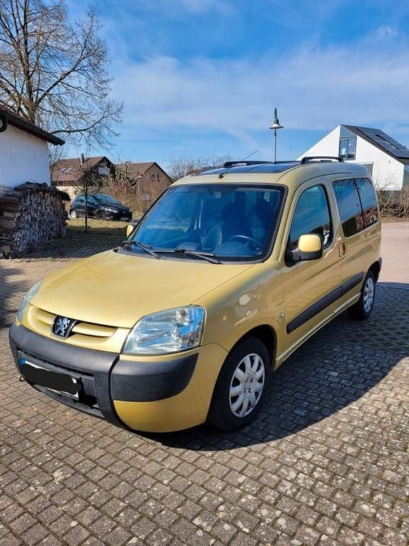 Gebraucht Peugeot Partner 90 PS (66 kW) 2006 Gold Van / Kleinbus