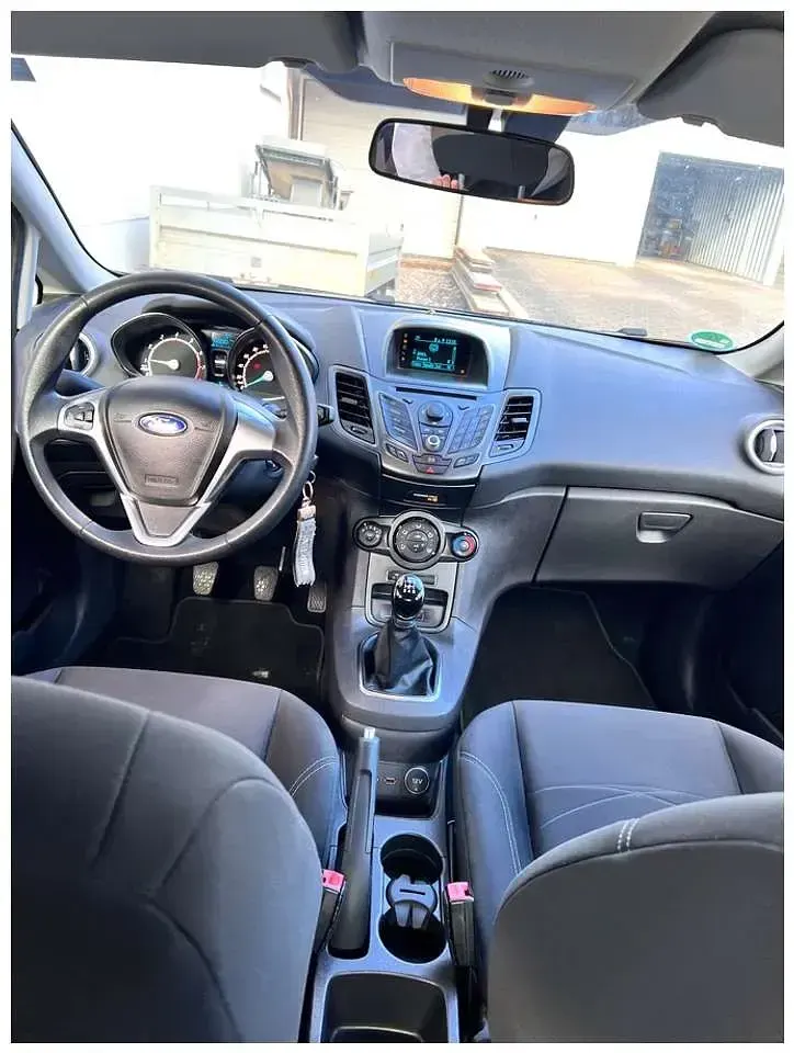 Gebraucht Ford Fiesta SYNC Edition 101 PS (74 kW) 2015 Schwarz Kleinwagen