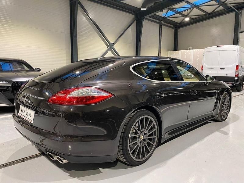 Gebraucht Porsche Panamera 4S 400 PS (294 kW) 2011 Grau Limousine