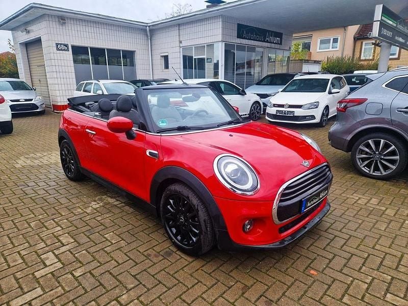 Gebraucht Mini Cooper Cabriolet 136 PS (100 kW) 2019 Rot Cabrio