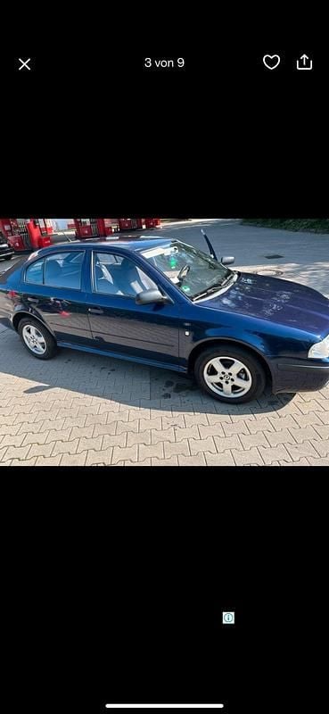 Blau Gebraucht 2003 Skoda Octavia Limousine | 800 € (Fairer Preis) - Bild 1/4