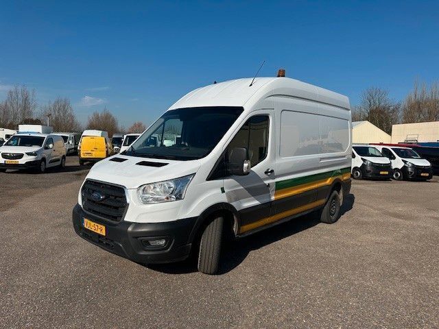 Weiß Gebraucht 2021 Ford Transit Trend Limousine | 12.800 € (Superpreis) - Bild 1/4