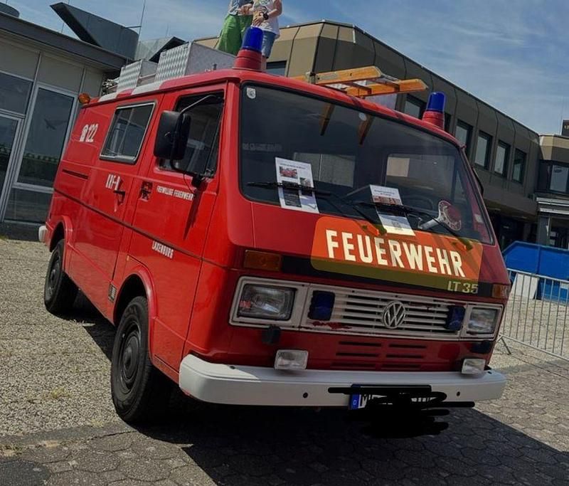 Rot Gebraucht 1988 VW LT Van / Kleinbus | 13.000 € - Bild 1/4