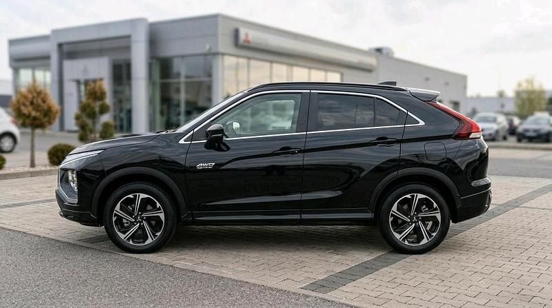 Usado Mitsubishi Eclipse Cross 188 CV (138 kW) 2022 Negro SUV