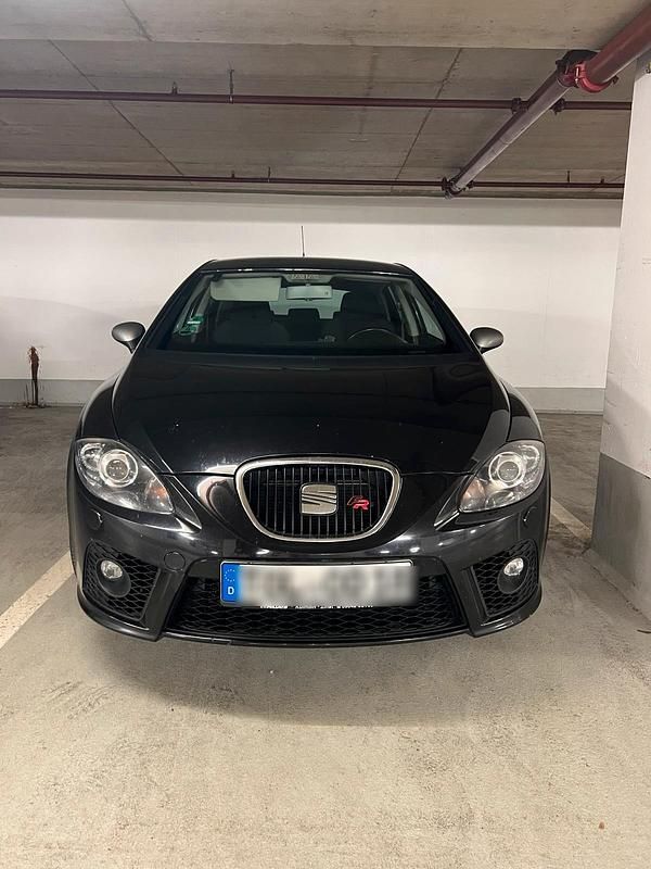 Schwarz Gebraucht 2008 Seat Leon FR Limousine | 2.000 € (Superpreis) - Bild 1/4