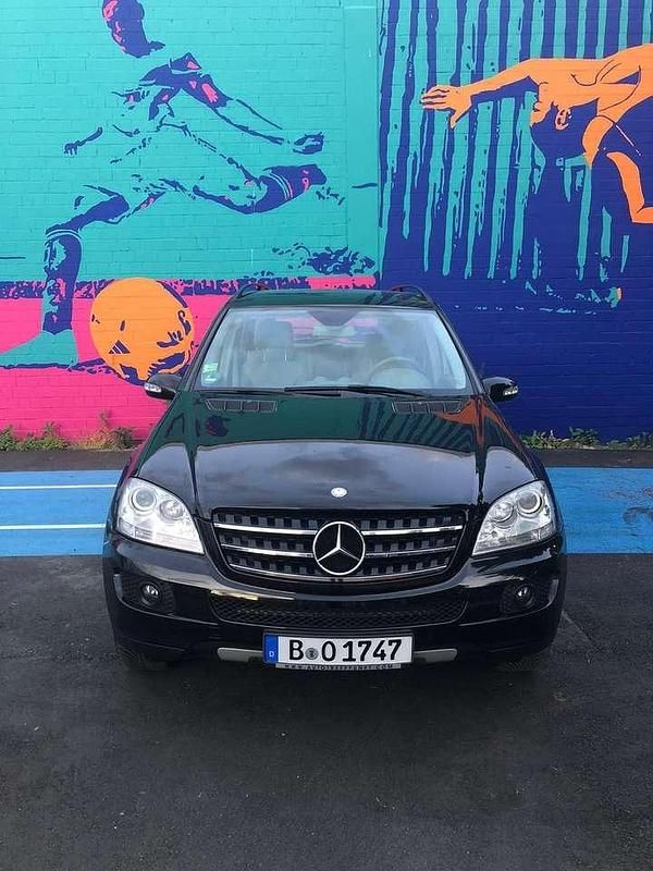 Gebraucht Mercedes ML350 272 PS (200 kW) 2007 SUV