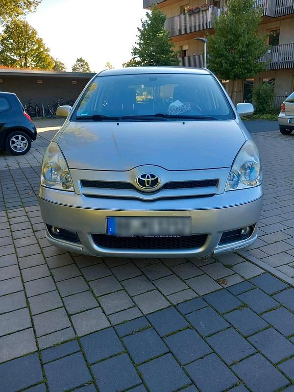 Silber Gebraucht 2003 Toyota Corolla Kleinwagen | 4.250 € - Bild 1/4