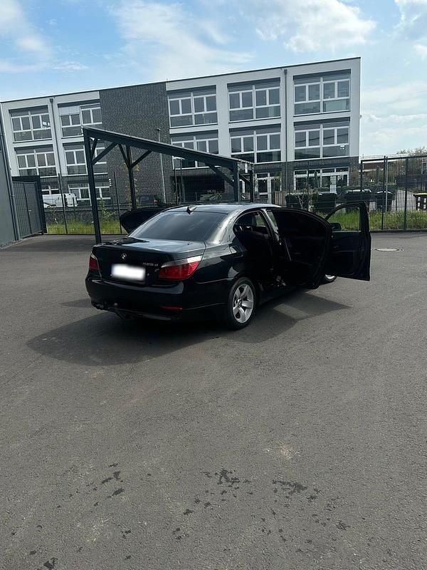Brugt BMW 525 177 HK (130 kW) 2005 Sort Sedan